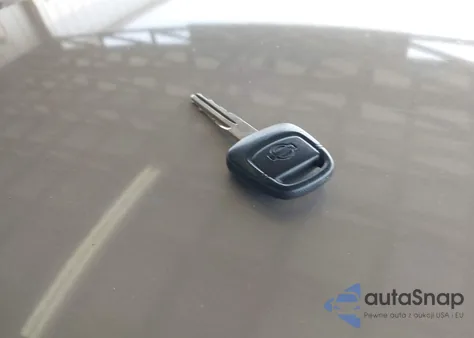 2000 Nissan Altima Gle/Gxe/Se/Xe z USA, uszkodzony, nr VIN 1N4DL01D8YC198837